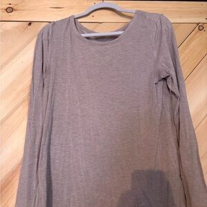 24/7 by Maurices Women's Long Sleeve Top - Light Gray